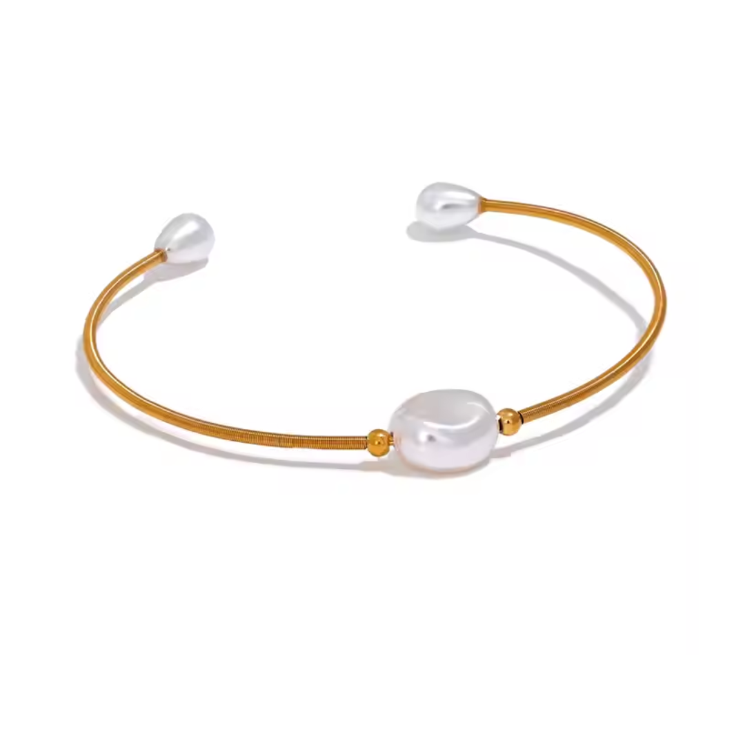 Simple Pearl Bangle